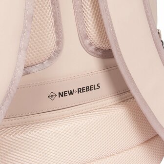 New Rebels William 18L pink